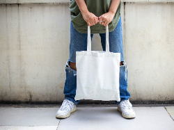 Lawson & MNP Gelar Eco Bag Competition Berhadiah Beasiswa Rp 200 Juta!