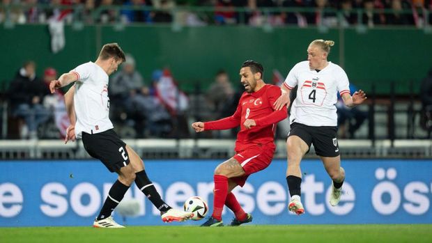 VIENNA, AUSTRIA - MARCH 26: Irfan Can Kahveci (8) of Turkiye in action during the Austria and Turkiye friendly match at Ernst Happel Stadium in Vienna, Austria on March 26, 2024. (Photo by Mine Kasapoglu/Anadolu via Getty Images)