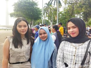 Reni Antusias Tonton HUT Bhayangkara, Lihat Pacarnya yang Polisi Tampil