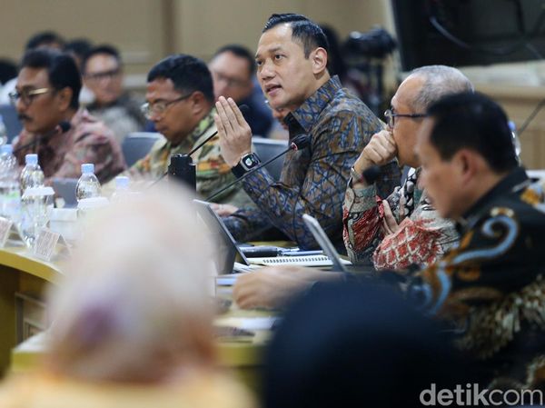 Potret AHY Rapat Perdana dengan Komite I DPD Bahas Pertanahan