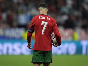 Euro 2024: Ibu Ronaldo pun Nangis Anaknya Gagal Penalti Euro 2024: Ibu Ronaldo pun Nangis Anaknya Gagal Penalti