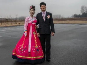 Korut Larang Gaun Pengantin dan Bahasa Gaul