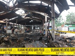 Digaris Polisi, Begini Penampakan Lapak Pasar TU Kemang Bogor yang Terbakar
