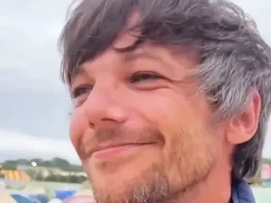 Louis Tomlinson One Direction Viral karena Rambut Ubanan, Bikin Fans Heboh Louis Tomlinson One Direction Viral karena Rambut Ubanan, Bikin Fans Heboh