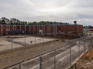 Potret Ngeri Bangunan Penjara Terbengkalai, Tempat Penjahat Paling Berbahaya