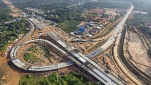 Foto Udara Pembangunan Tol Bayung Lencir-Tempino, Molor 1 Bulan dari Target