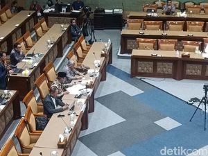 Para Eks Menteri Pendidikan Rapat di DPR, Soroti Alokasi Anggaran Para Eks Menteri Pendidikan Rapat di DPR, Soroti Alokasi Anggaran
