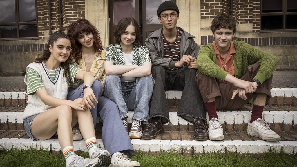 A Good Girl's Guide to Murder. Asha Banks as Cara Ward, Yali Topol Margalith as Lauren Gibson, Emma Myers as Pip Fitz-Amobi, Raiko Gohara as Zach Chen, and Jude Morgan-Collie as Connor Reynolds in A Good Girl's Guide to Murder. Cr. Courtesy of Sally Mais/Netflix © 2024