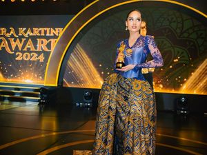 7 Gaya Cinta Laura Jadi Kartini Masa Kini, Pakai Gaun Kebaya 7 Gaya Cinta Laura Jadi Kartini Masa Kini, Pakai Gaun Kebaya