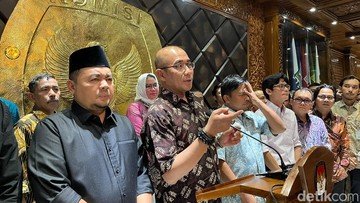 KPU Gelar Rapat Pleno Hari Ini Pilih Plt Ketua Pengganti Hasyim