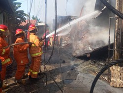 Istri Korban Tewas Kebakaran di Jatiasih Sedang Hamil 6 bulan