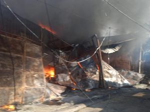 Kebakaran Gudang Tewaskan 5 Orang Sekeluarga di Bekasi Dipicu Korslet