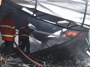 Kebakaran Maut Tewaskan Lima Orang di Bekasi Kebakaran Maut Tewaskan Lima Orang di Bekasi
