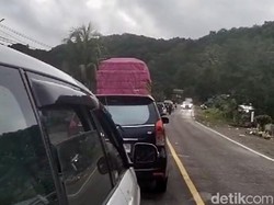 Kondisi Terkini Poros Maros-Bone Usai Longsor di Mallawa, Lalin Buka-Tutup