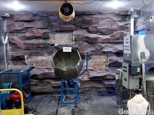 Proses Produksi di Pabrik Narkoba Kota Malang Dikendalikan dari Malaysia Proses Produksi di Pabrik Narkoba Kota Malang Dikendalikan dari Malaysia
