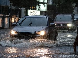 Daerah Potensi Banjir Jakarta November 2024, Warga Jaksel Waspada Daerah Potensi Banjir Jakarta November 2024, Warga Jaksel Waspada