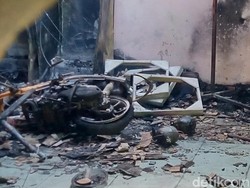 Toko Elektronik di Manisrenggo Klaten Ludes Terbakar