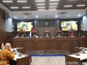 Terungkap dalam Sidang Putusan DKPP Janji-janji Hasyim ke Korban Asusila Terungkap dalam Sidang Putusan DKPP Janji-janji Hasyim ke Korban Asusila