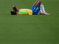 Neymar Ngantuk, Sindir Permainan Brasil?