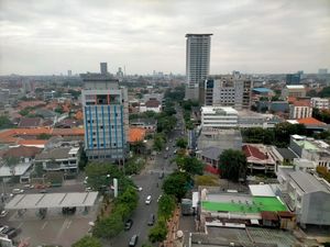 Hujan Ringan Diprediksi Guyur Surabaya Awal Pekan 18 November Hujan Ringan Diprediksi Guyur Surabaya Awal Pekan 18 November