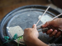 Perempuan di Tengah Ketimpangan Akses Air Bersih Jakarta