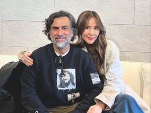 Foto Ina & Jeremy Thomas Jalani Operasi Anti Aging di Korea, Begini Hasilnya Foto Ina & Jeremy Thomas Jalani Operasi Anti Aging di Korea, Begini Hasilnya