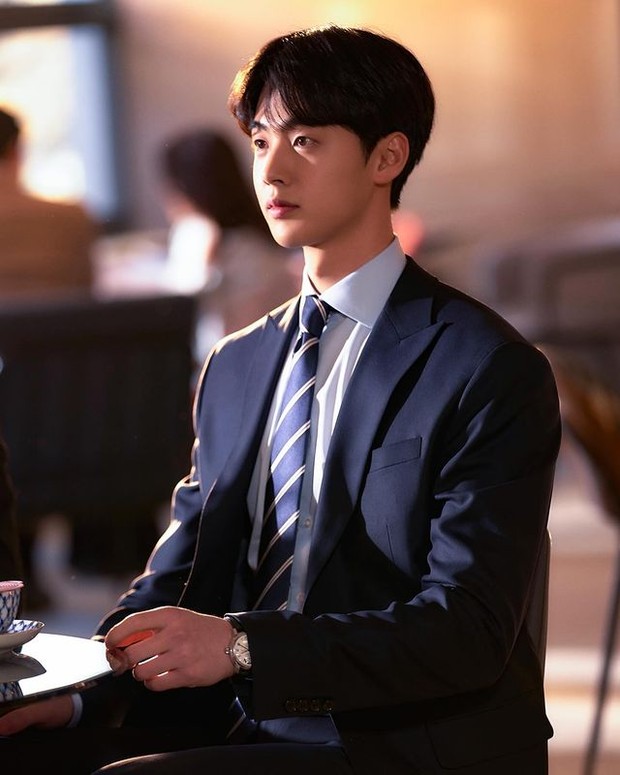 khj
