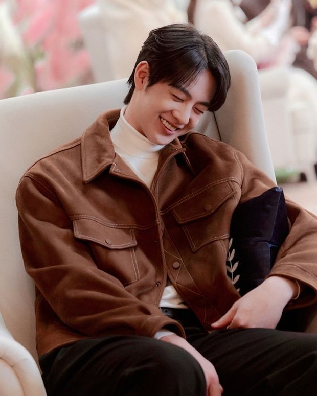 KHJ