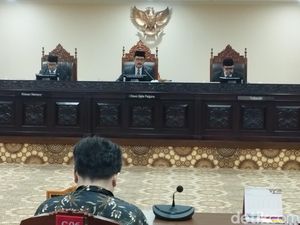 MKMK Tegaskan PTUN Tak Berwenang Adili Putusan Etik soal Anwar Usman MKMK Tegaskan PTUN Tak Berwenang Adili Putusan Etik soal Anwar Usman