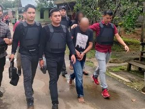Suami Aniaya dan Sekap Selingkuhan Istri dengan Senpi, Pelaku Ditangkap Suami Aniaya dan Sekap Selingkuhan Istri dengan Senpi, Pelaku Ditangkap