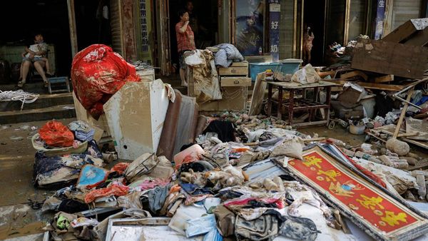 Potret Kerusakan Akibat Banjir di Pingjiang China