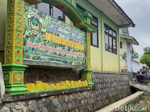 Cerita Guru SMPN Satu Atap Madiun Setiap Hari Tempuh 70 Km untuk Mengajar