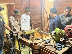 Polisi Bongkar Tambang Emas Ilegal dalam Ladang Pepaya di Kebumen