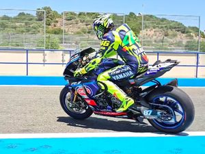 Remy Gardner Gantikan Alex Rins, Motornya Nganggur Digeber Valentino Rossi Remy Gardner Gantikan Alex Rins, Motornya Nganggur Digeber Valentino Rossi
