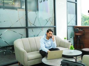 Arya Saloka Buka Bisnis Baru, Tawarkan Hal Mutakhir dan Mengesankan Arya Saloka Buka Bisnis Baru, Tawarkan Hal Mutakhir dan Mengesankan