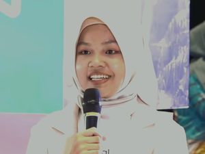 Belajar di Luar Kelas, Siswa SMA Kalsel Olah Limbah Sawit Jadi Briket