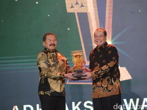 CT Berikan Penghargaan Khusus untuk Jaksa Agung Burhanuddin