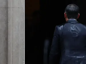 Partai Buruh Akhiri 14 Tahun Kekuasaan Konservatif di Inggris