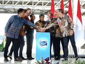 Bangun Pabrik Rp 3,8 T Jadi Investasi Jumbo FrieslandCampina di Dunia Bangun Pabrik Rp 3,8 T Jadi Investasi Jumbo FrieslandCampina di Dunia
