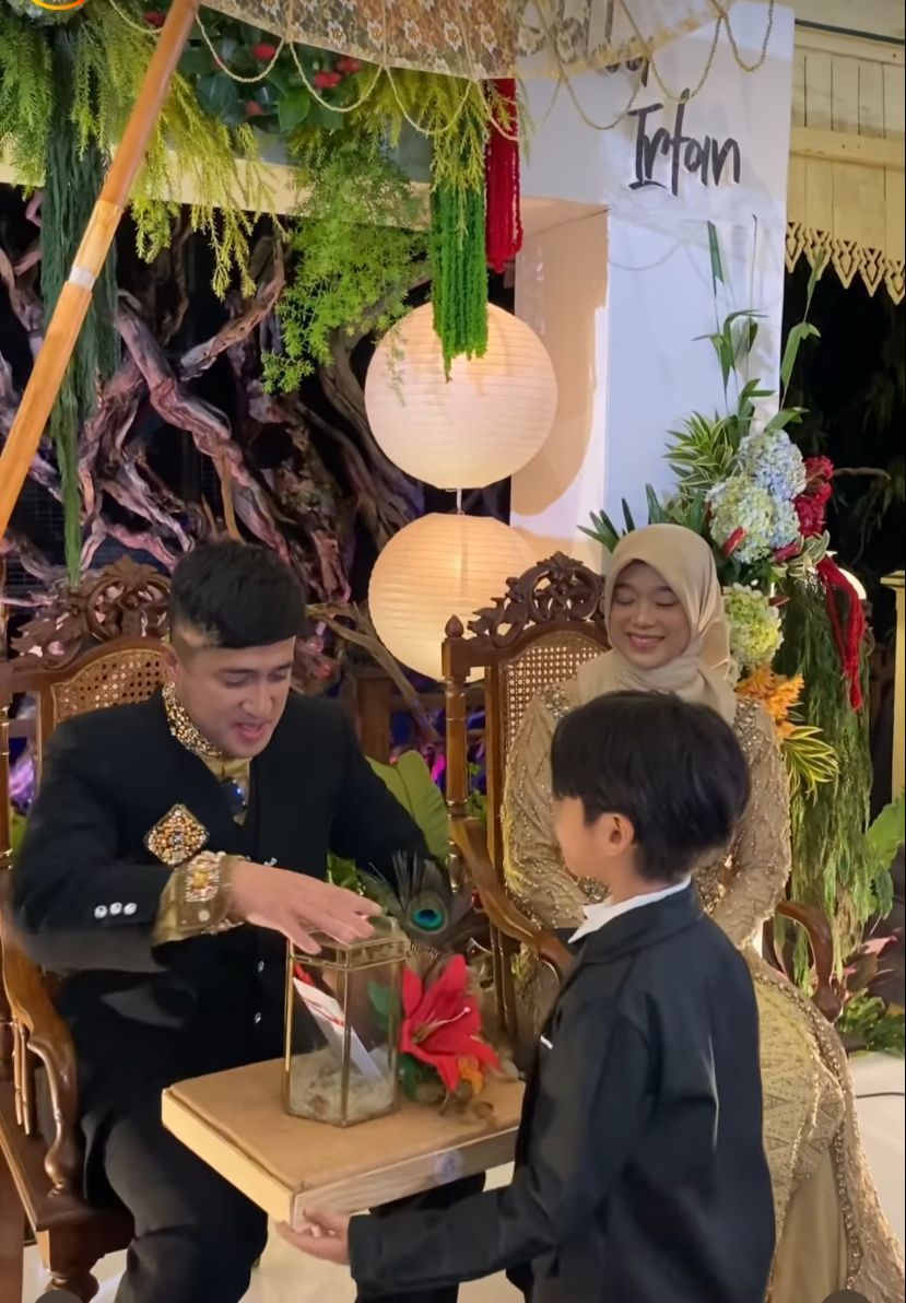 Irfan Hakim dan Della Sabrina
