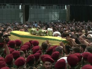 Momen Pemakaman Komandan Top Hizbullah yang Tewas Diserang Israel
