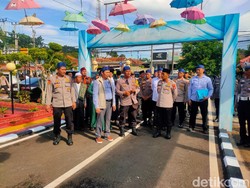 Kompolnas Tinjau Program SKCK Delivery-Taman Lalin di Polsek Pandeglang