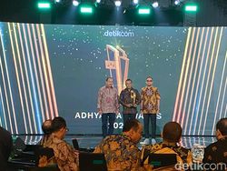 Jaksa Febrow Raih Adhyaksa Awards Kategori Inspiratif Pemberdaya Masyarakat