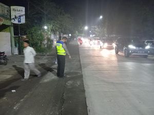 Balita Tewas Tertabrak Tronton di Mranggen Demak Balita Tewas Tertabrak Tronton di Mranggen Demak