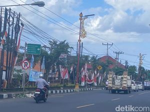 Dewan Soroti Banyak Jalan Karangasem Gelap, tapi Pemkab Pasang LPJU Hias di Kota Dewan Soroti Banyak Jalan Karangasem Gelap, tapi Pemkab Pasang LPJU Hias di Kota