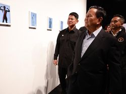 Prabowo Hadiri Peluncuran Jersey Tim Indonesia untuk Olimpiade Paris 2024