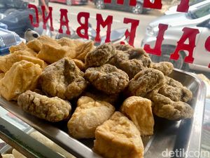 Cita Rasa Pempek Enak di Tebet yang Bikin Nagih