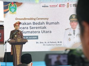 Gebrakan Pj Gubsu Canangkan Gerakan Bedah Rumah Serentak se-Sumut Gebrakan Pj Gubsu Canangkan Gerakan Bedah Rumah Serentak se-Sumut