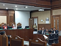 SYL Ngaku Dizalimi di Kasus Gratifikasi: Mohon Hakim Jatuhkan Putusan Bebas