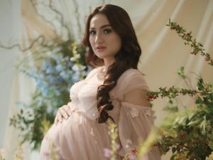 Intip Rumah Rp 3 M Punya Tengku Dewi yang Hampir Dijual Intip Rumah Rp 3 M Punya Tengku Dewi yang Hampir Dijual